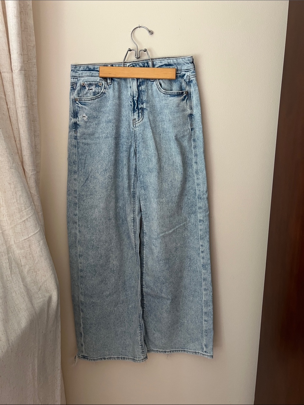 American Eagle Outfitters Light Blue Wide Leg Jeans